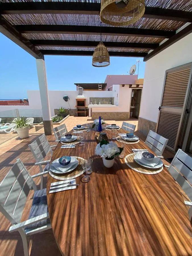 הוילה קלטה דה פוסטה Casa Blanca - Sea Views - Private Pool - Wifi - Bbq בית נופש